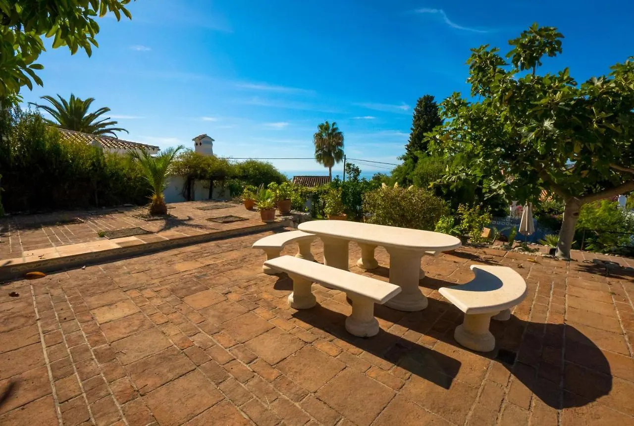 Private Heated Pool, Jacuzzi & 1225M2 Garden In Villa Cipreses Frigiliana Spanien