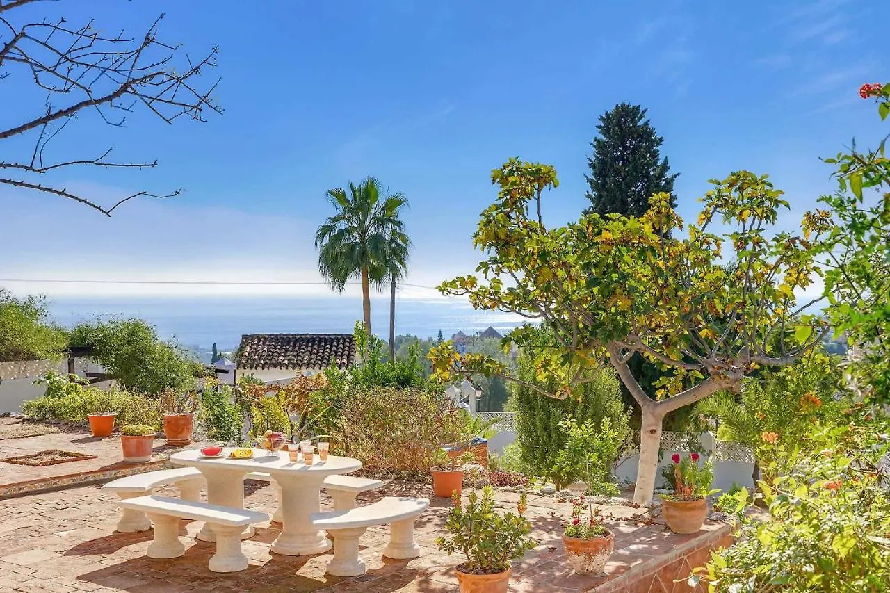 Private Heated Pool, Jacuzzi & 1225M2 Garden In Villa Cipreses Frigiliana