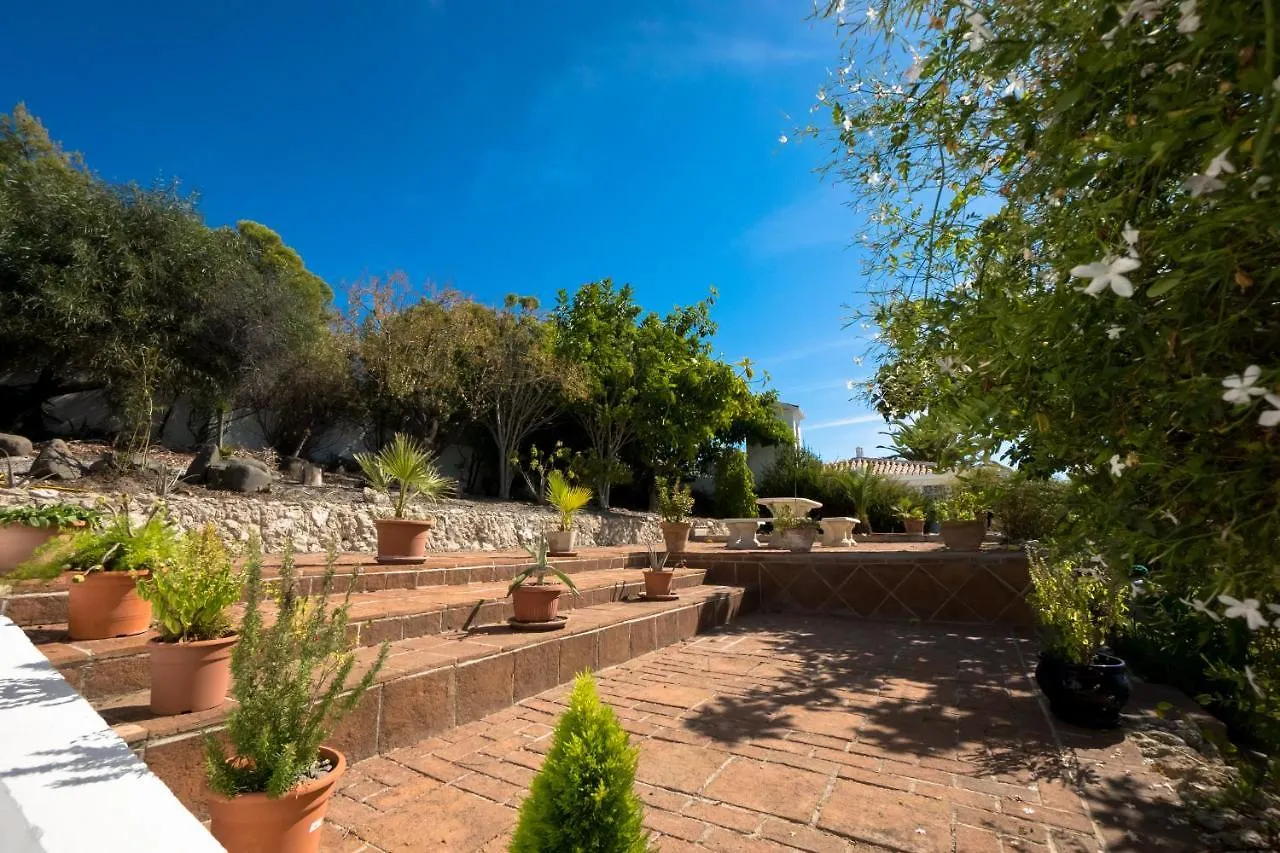 Private Heated Pool, Jacuzzi & 1225M2 Garden In Villa Cipreses Frigiliana